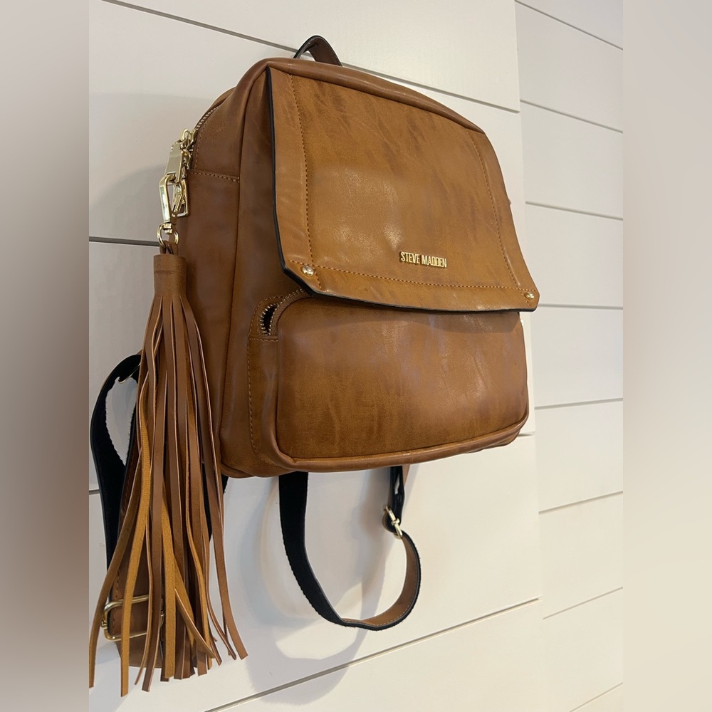 Steve Madden tan brown fringe tassel back pack